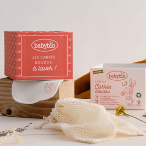 BABYBIO sada hygienické žínky z BIO bavlny 12 ks, prací síťka a organizér